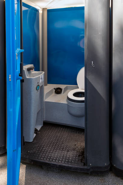 Best Porta potty rental for festivals  in Newhall, IA