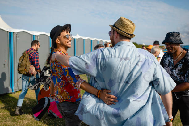 Best High-end porta potty rental  in Newhall, IA