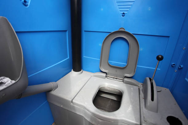 Portable Toilet Options We Offer in Newhall, IA