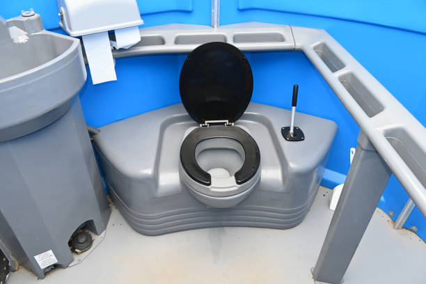 Best Portable restroom solutions  in Newhall, IA