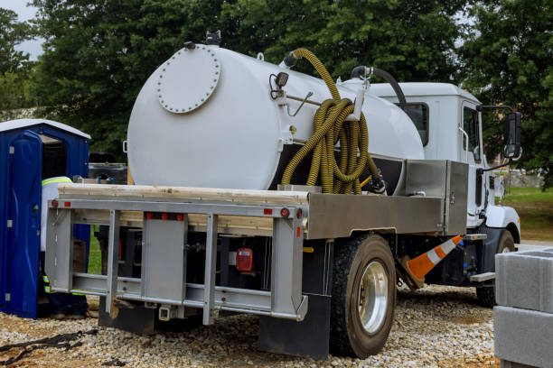 Best Affordable portable toilet rental  in Newhall, IA