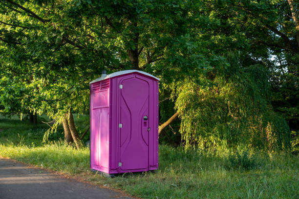 Best Affordable portable toilet rental  in Newhall, IA