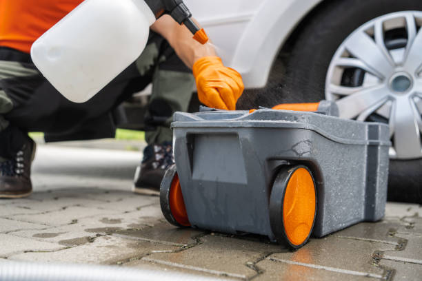 Best Portable toilet rental cost  in Newhall, IA